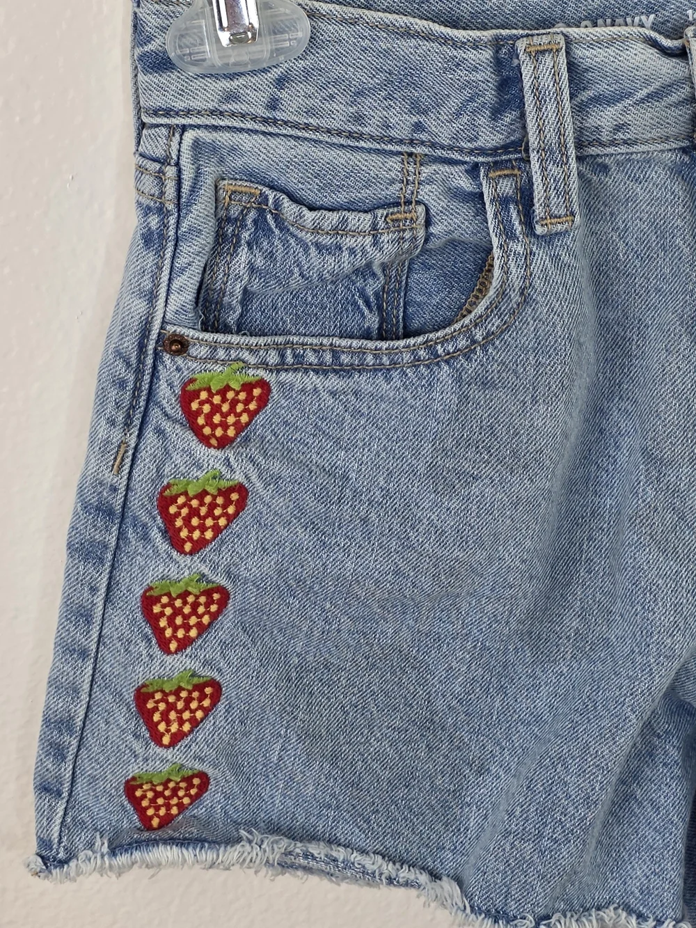 Old Navy Denim Strawberry Embroidered High-Rise Girls Shorts Light Blue 14